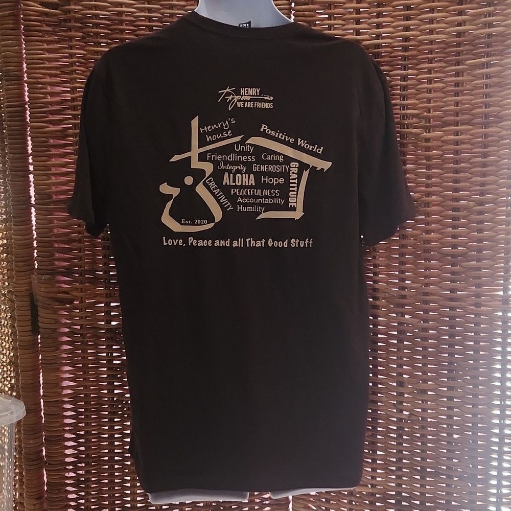Henry's House Hawaii T-shirt L